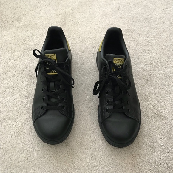 stan smith shoes black